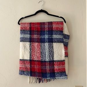 AE Plaid Blanket Scarf